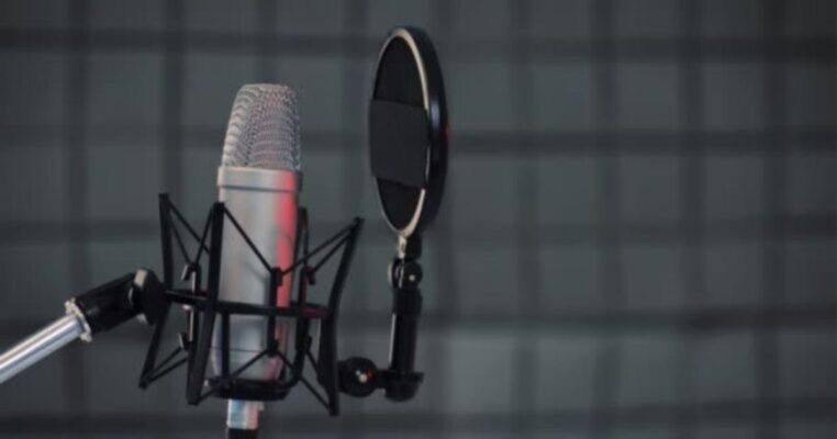 Membuat Studio Podcast untuk Disewakan: Alat dan Biaya yang Diperlukan
